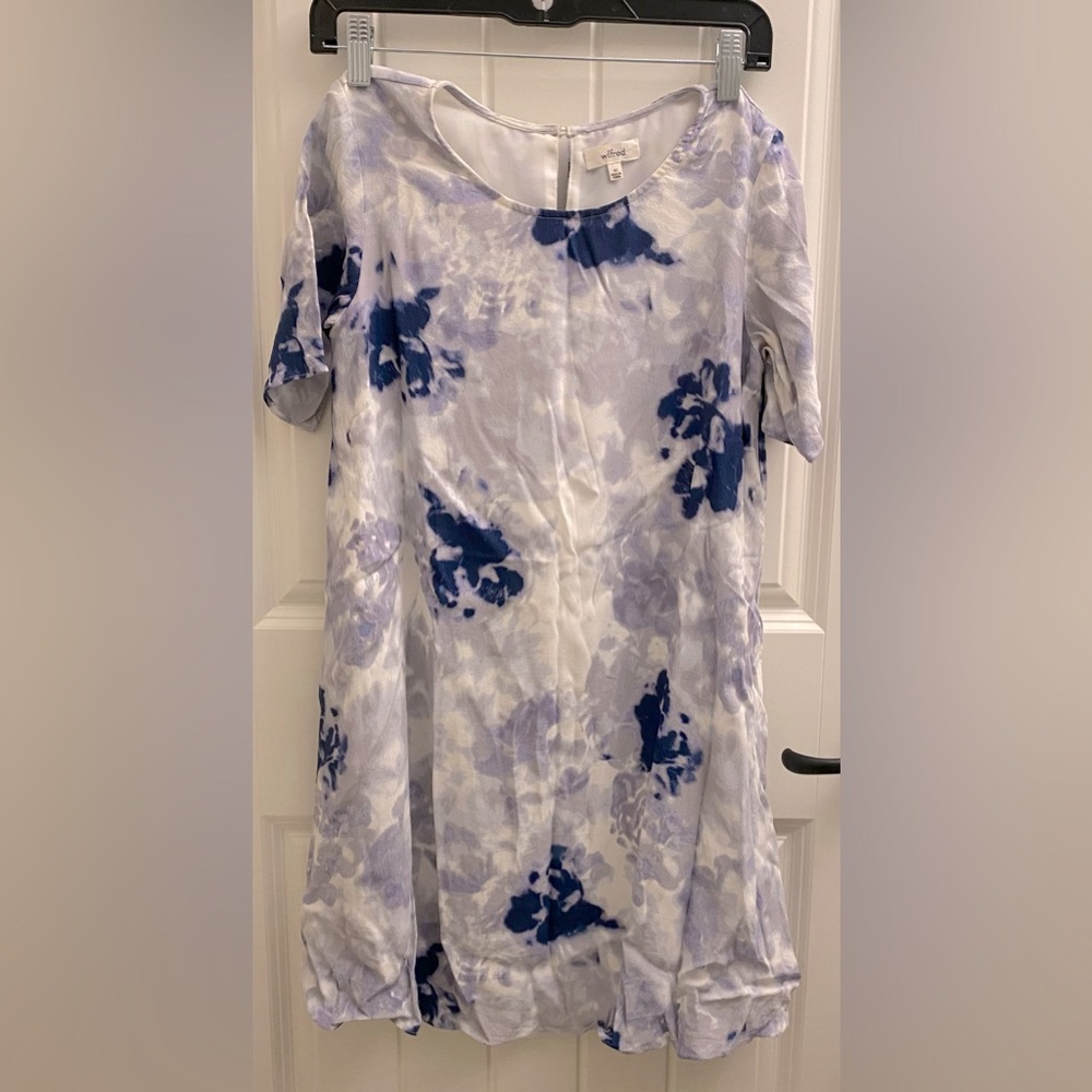Aritzia Babaton Short Sleeve Dress